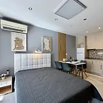 Clubrent - Edf Horizonte, Estudio De Estilo Escandinavo
